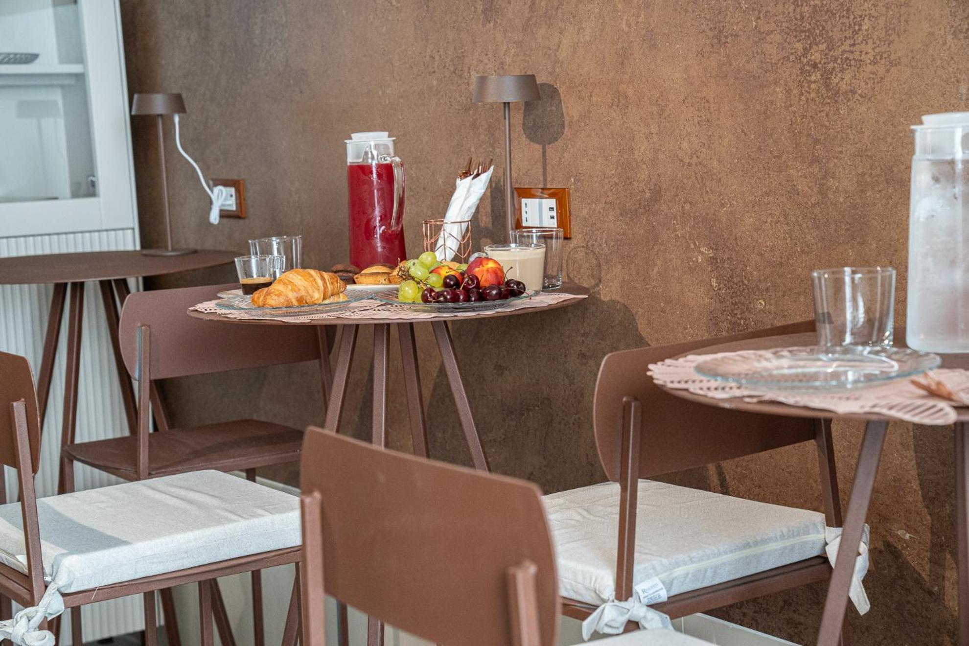 La Bella Ostuni Suites Exteriör bild